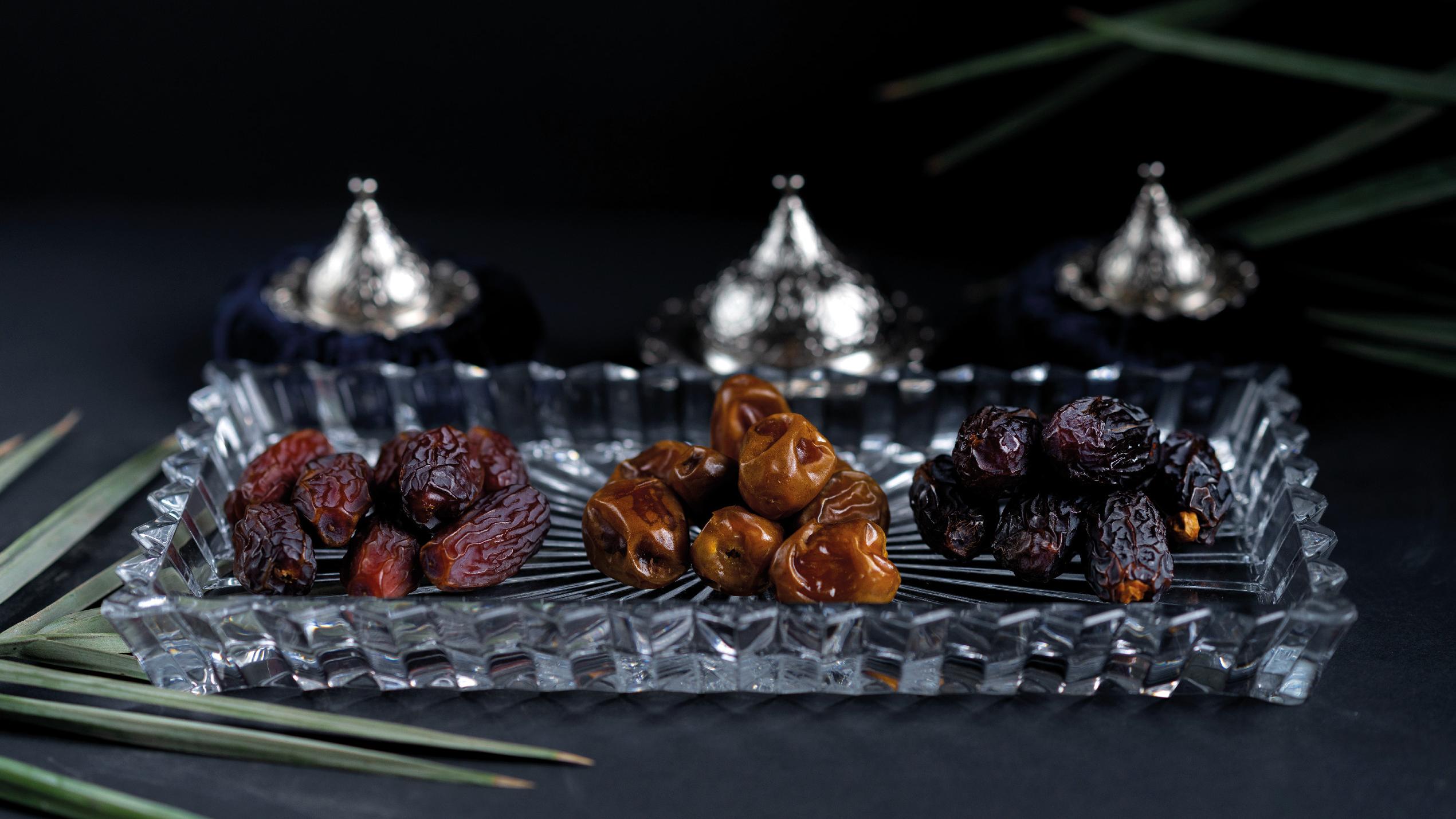 dates tray